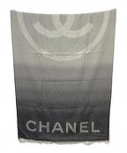 CHANELシャネル）の古着「大判グラデーションストール」｜グレー