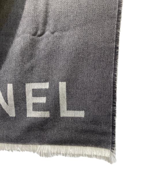 CHANEL（シャネル）CHANEL (シャネル) 大判グラデーションストール グレー サイズ:の古着・服飾アイテム