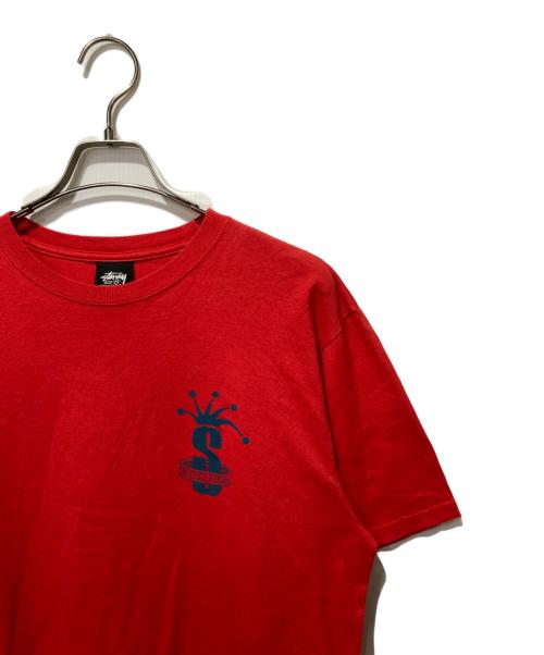 stussy（ステューシー）stussy (ステューシー) プリントTシャツ レッド サイズ:Mの古着・服飾アイテム
