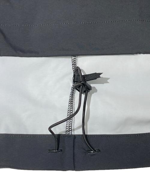 HERALBONY（ヘラルボニー）HERALBONY (ヘラルボニー) バルーンポケットT「タイトル不明」 ブラック サイズ:Fの古着・服飾アイテム