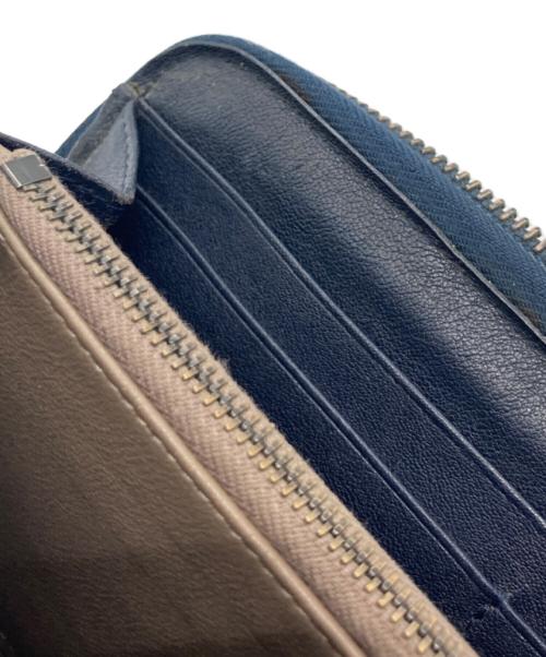 BOTTEGA VENETA（ボッテガベネタ）BOTTEGA VENETA (ボッテガベネタ) イントレチャート切替ラウンドジップウォレット ベージュ×ネイビーの古着・服飾アイテム