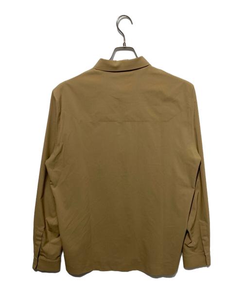 ARC'TERYX（アークテリクス）ARC'TERYX (アークテリクス) SKYLINE LS SHIRT ベージュ サイズ:Lの古着・服飾アイテム
