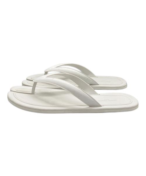 Maison Margiela（メゾンマルジェラ）Maison Margiela (メゾンマルジェラ) Tabi トングサンダル ホワイト サイズ:42の古着・服飾アイテム