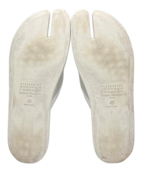 Maison Margiela（メゾンマルジェラ）Maison Margiela (メゾンマルジェラ) Tabi トングサンダル ホワイト サイズ:42の古着・服飾アイテム