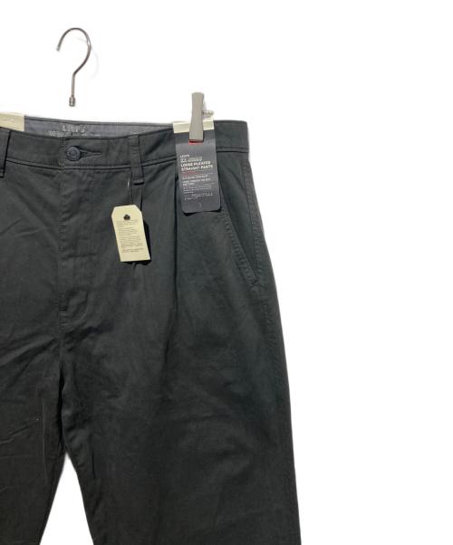 LEVI'S（リーバイス）LEVI'S (リーバイス) XX CHINO LOOSE STRAIGHT PLEATED PANTS グレー サイズ:W34 未使用品の古着・服飾アイテム