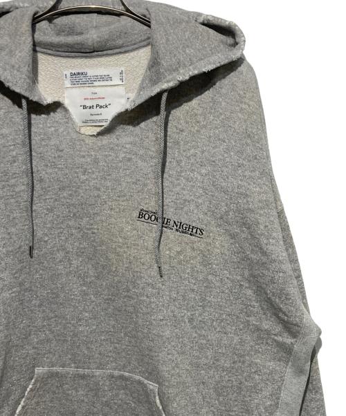DAIRIKU（ダイリク）DAIRIKU (ダイリク) ''Ponyboy'' Cut off Hoodie グレー サイズ:Lの古着・服飾アイテム