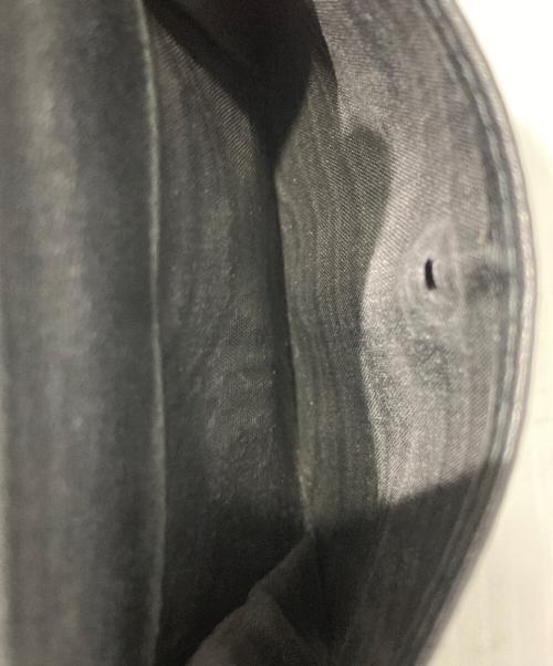 PRADA（プラダ）PRADA (プラダ) 2つ折り財布 ブラックの古着・服飾アイテム