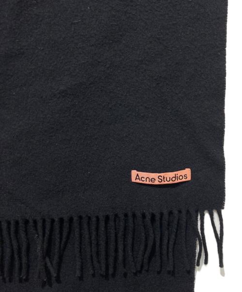Acne studios（アクネ ストゥディオズ）Acne studios (アクネ ストゥディオズ) フリンジウールスカーフ ブラックの古着・服飾アイテム