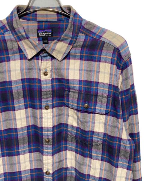 Patagonia（パタゴニア）Patagonia (パタゴニア) ネルシャツ ベージュ×パープル サイズ:Ｌの古着・服飾アイテム
