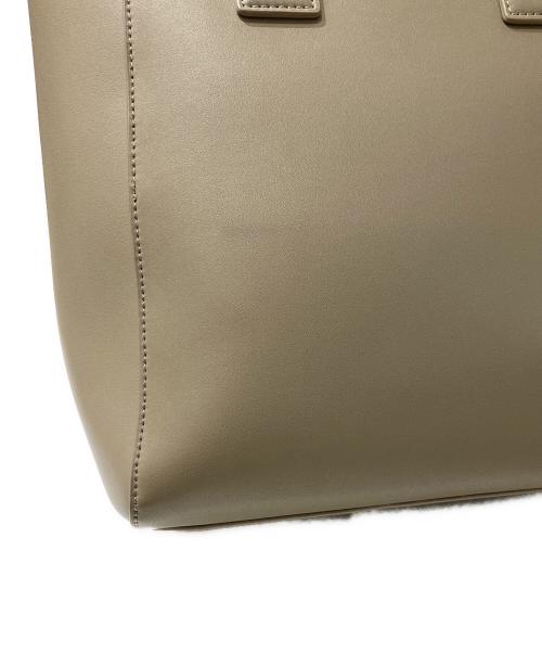 CHARLES & KEITH（チャールズアンドキース）CHARLES & KEITH (チャールズアンドキース) 2WAYバッグ グレーの古着・服飾アイテム