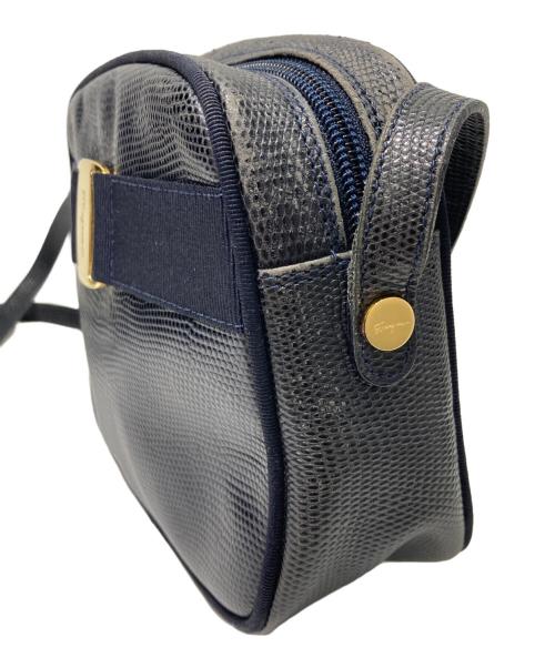 Salvatore Ferragamo（サルヴァトーレ フェラガモ）Salvatore Ferragamo (サルヴァトーレ フェラガモ) ヴァラリボン ショルダーバッグ ネイビーの古着・服飾アイテム