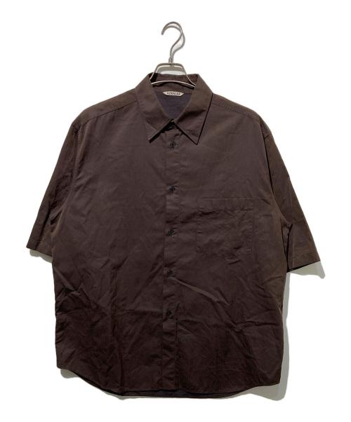 AURALEE（オーラリー）AURALEE (オーラリー) WASHED FINX HERRINGBONE HALF SLEEVED SHIRTS ブラウン サイズ:5の古着・服飾アイテム