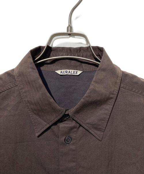 AURALEE（オーラリー）AURALEE (オーラリー) WASHED FINX HERRINGBONE HALF SLEEVED SHIRTS ブラウン サイズ:5の古着・服飾アイテム