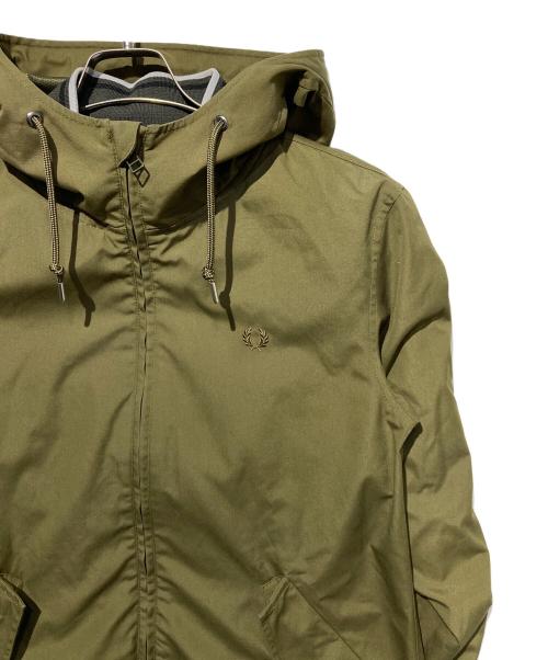 FRED PERRY（フレッドペリー）FRED PERRY (フレッドペリー) ショートフィッシュテールパーカ カーキ サイズ:Sの古着・服飾アイテム