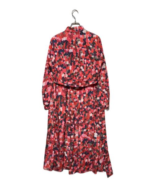 HERALBONY（ヘラルボニー）HERALBONY (ヘラルボニー) フレアスカートワンピース「シアワセピンク」 レッド サイズ:Ｍの古着・服飾アイテム