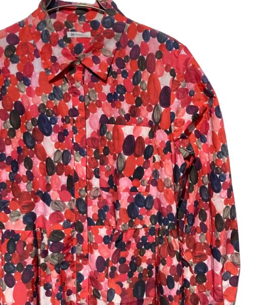 HERALBONY（ヘラルボニー）HERALBONY (ヘラルボニー) フレアスカートワンピース「シアワセピンク」 レッド サイズ:Ｍの古着・服飾アイテム