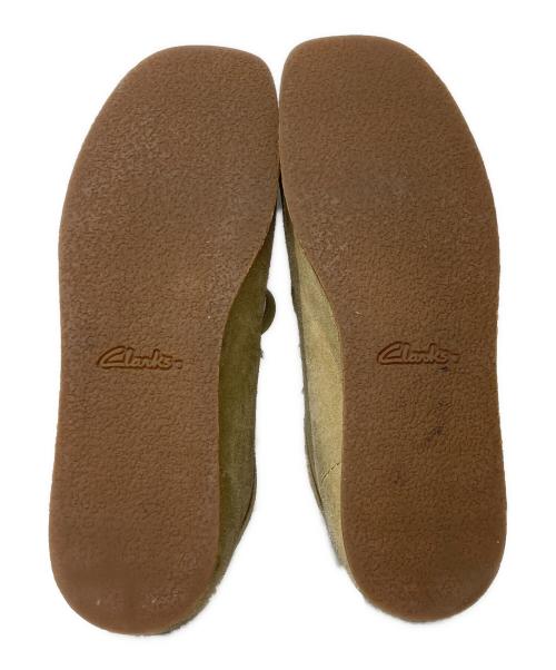 CLARKS（クラークス）CLARKS (クラークス) ワラビーシューズ ベージュ サイズ:26.5の古着・服飾アイテム