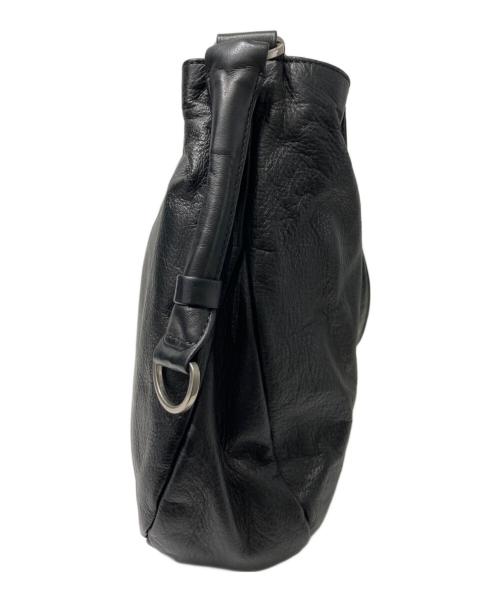 TOUT Y EST（トゥティエ）TOUT Y EST (トゥティエ) SAC NACELLE レザーワンショルダーバッグ ブラックの古着・服飾アイテム