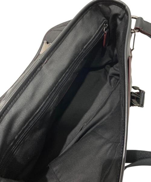 COACH（コーチ）COACH (コーチ) レザーメッセンジャーバッグ ブラックの古着・服飾アイテム