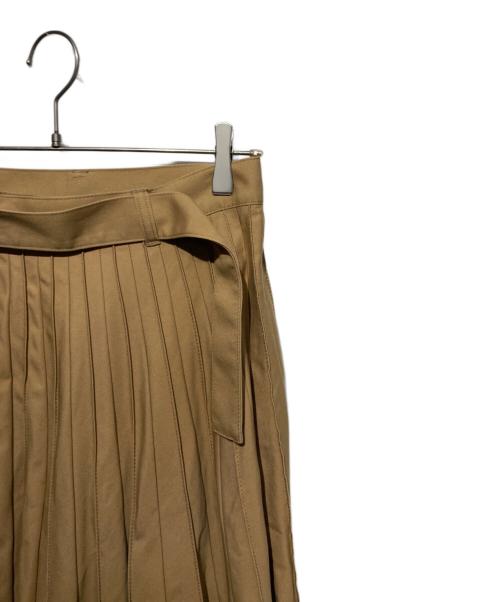 sacai（サカイ）sacai (サカイ) CarHartt (カーハート) WIP PLEATED SKIRT ベージュの古着・服飾アイテム