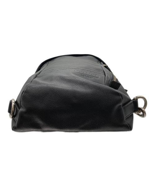 COACH（コーチ）COACH (コーチ) トンプソンスリングショルダーバッグ ブラックの古着・服飾アイテム