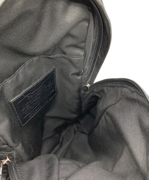 COACH（コーチ）COACH (コーチ) トンプソンスリングショルダーバッグ ブラックの古着・服飾アイテム