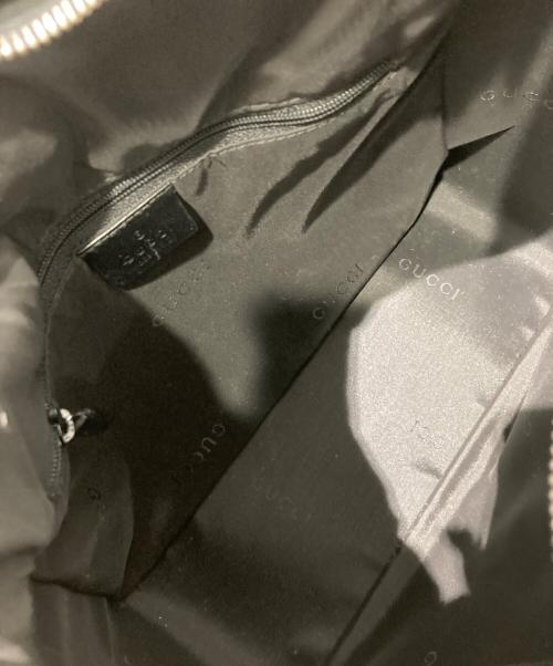 GUCCI（グッチ）GUCCI (グッチ) スエードワンショルダーバッグ ブラックの古着・服飾アイテム