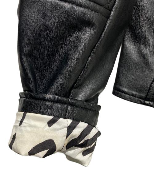 ARMANI EXCHANGE（アルマーニ エクスチェンジ）ARMANI EXCHANGE (アルマーニ エクスチェンジ) エコレザーライダ-スジャケット ブラック サイズ:XSの古着・服飾アイテム