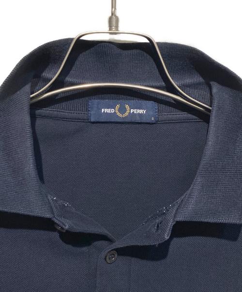 FRED PERRY（フレッドペリー）FRED PERRY (フレッドペリー) ポロシャツ ネイビー サイズ:Ｓの古着・服飾アイテム