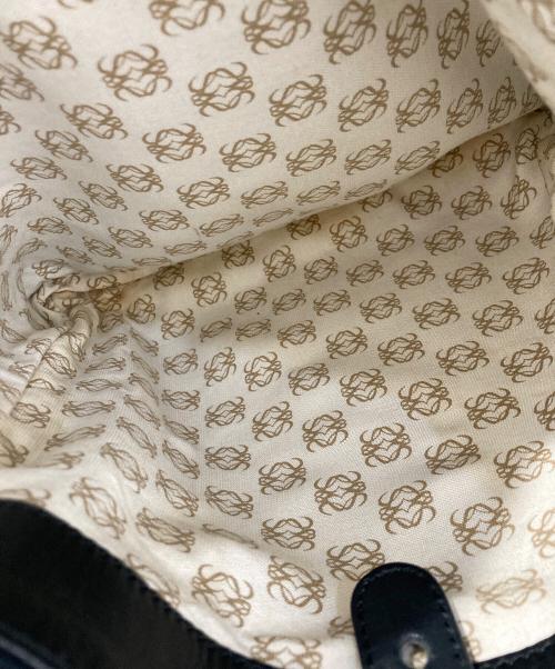 LOEWE（ロエベ）LOEWE (ロエベ) アナグラム ショルダーバッグ ブラックの古着・服飾アイテム
