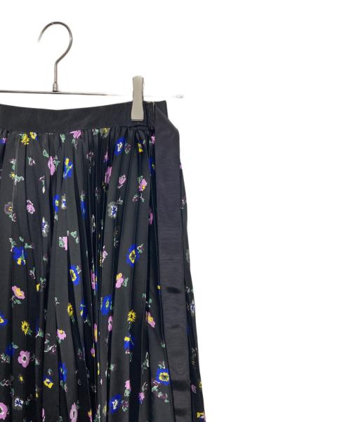 sacai（サカイ）sacai (サカイ) フローラル柄プリーツスカート ブラック サイズ:1の古着・服飾アイテム