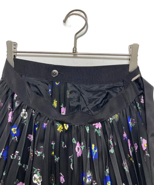 sacai（サカイ）sacai (サカイ) フローラル柄プリーツスカート ブラック サイズ:1の古着・服飾アイテム