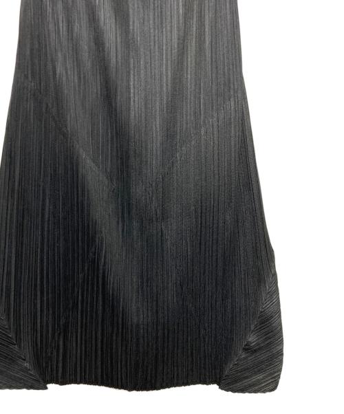 PLEATS PLEASE（プリーツプリーズ）PLEATS PLEASE (プリーツプリーズ) THICKER BOTTOMS プリーツスカート ブラック サイズ:3の古着・服飾アイテム
