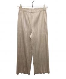PLEATS PLEASE（プリーツプリーズ）の古着「THICKER BOTTOMS プリーツパンツ」｜ベージュ