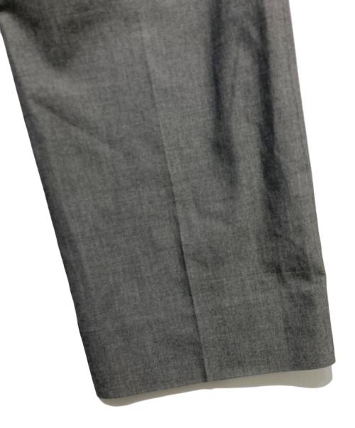 ARMANI COLLEZIONI（アルマーニ コレツィオーニ）ARMANI COLLEZIONI (アルマーニ コレツィオーニ) スラックス グレー サイズ:46の古着・服飾アイテム