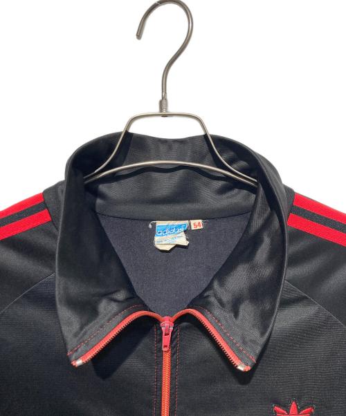 adidas（アディダス）adidas (アディダス) 曲がりポケットトラックジャケット ブラック サイズ:54の古着・服飾アイテム