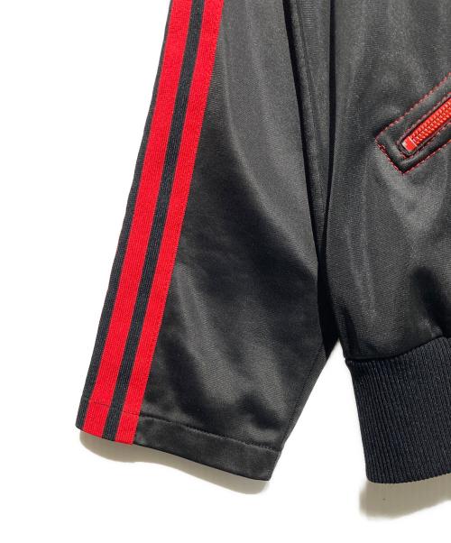 adidas（アディダス）adidas (アディダス) 曲がりポケットトラックジャケット ブラック サイズ:54の古着・服飾アイテム