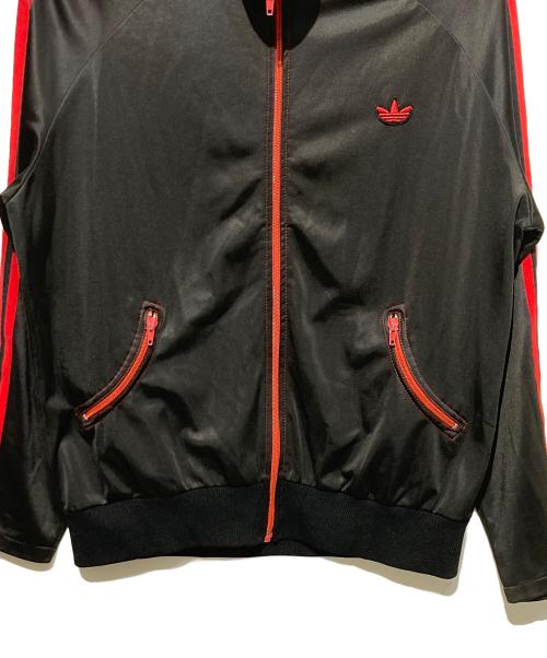 adidas（アディダス）adidas (アディダス) 曲がりポケットトラックジャケット ブラック サイズ:54の古着・服飾アイテム