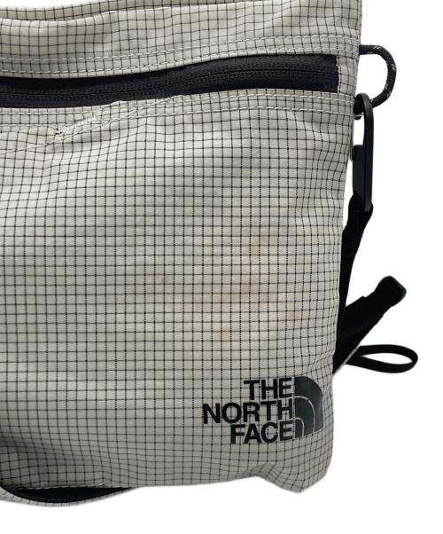 THE NORTH FACE（ザ ノース フェイス）THE NORTH FACE (ザ ノース フェイス) ラフターショルダーポーチM SP グレーの古着・服飾アイテム