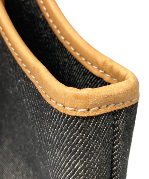 BURBERRY BLUE LABEL（バーバリー ブルー レーベル）BURBERRY BLUE LABEL (バーバリー ブルー レーベル) レザーパイピングデニムハンドバッグ ブラックの古着・服飾アイテム