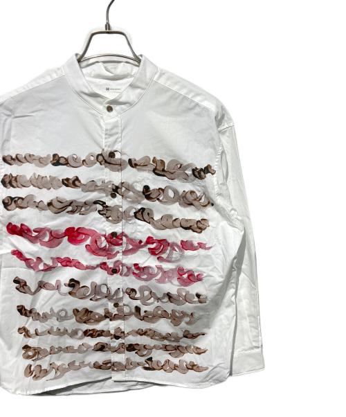HERALBONY（ヘラルボニー）HERALBONY (ヘラルボニー) バンドカラーシャツ「brown brush-mm2025」 ホワイト サイズ:Ｍの古着・服飾アイテム