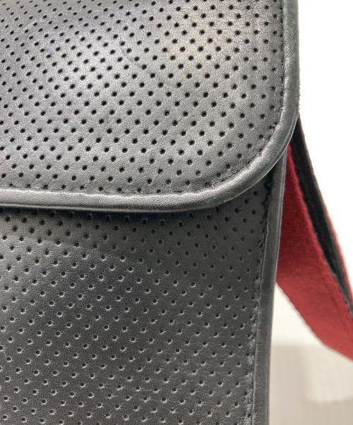 BOTTEGA VENETA（ボッテガベネタ）BOTTEGA VENETA (ボッテガベネタ) クラッチバッグ ブラックの古着・服飾アイテム