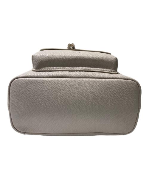 FURLA（フルラ）FURLA (フルラ) DANAE  リュック ベージュの古着・服飾アイテム