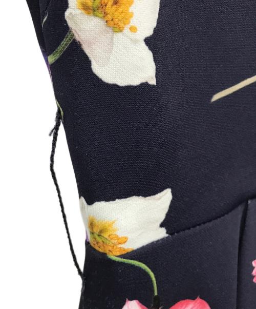 CHESTY（チェスティ）CHESTY (チェスティ) カシュクールフラワーラインワンピース ネイビーの古着・服飾アイテム