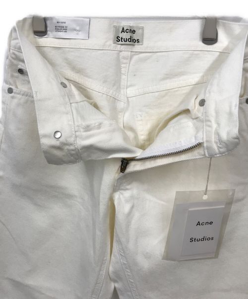 Acne studios（アクネ ストゥディオス）Acne studios (アクネストゥディオス) パンツ ホワイト サイズ:Ｗ23の古着・服飾アイテム