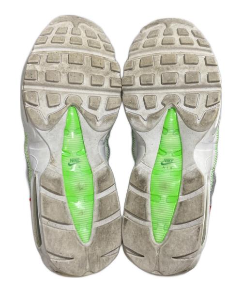 NIKE（ナイキ）NIKE (ナイキ) スニーカー ホワイト×グリーン サイズ:26.5の古着・服飾アイテム