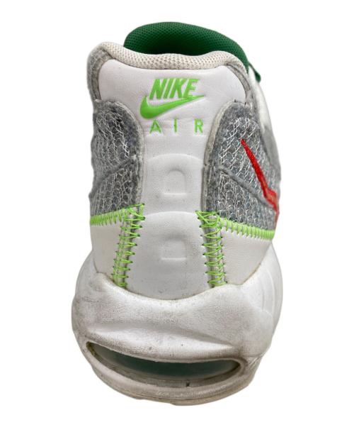 NIKE（ナイキ）NIKE (ナイキ) スニーカー ホワイト×グリーン サイズ:26.5の古着・服飾アイテム