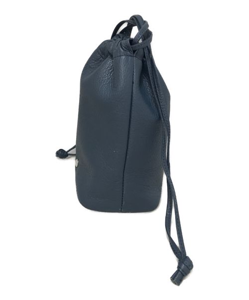 hinn（ヒン）hinn (ヒン) 巾着ポーチ スカイブルーの古着・服飾アイテム