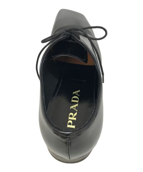 PRADA（プラダ）PRADA (プラダ) ニュアンスブラッシュドレザーレースアップシューズ ブラック サイズ:6 1/2の古着・服飾アイテム
