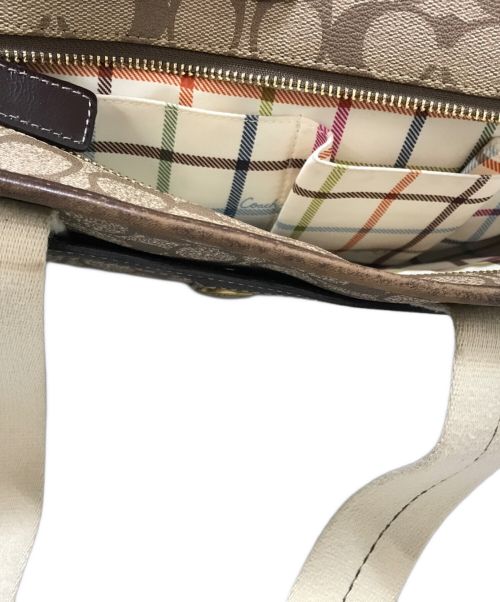 COACH（コーチ）COACH (コーチ) シグネチャートートバッグ ベージュの古着・服飾アイテム